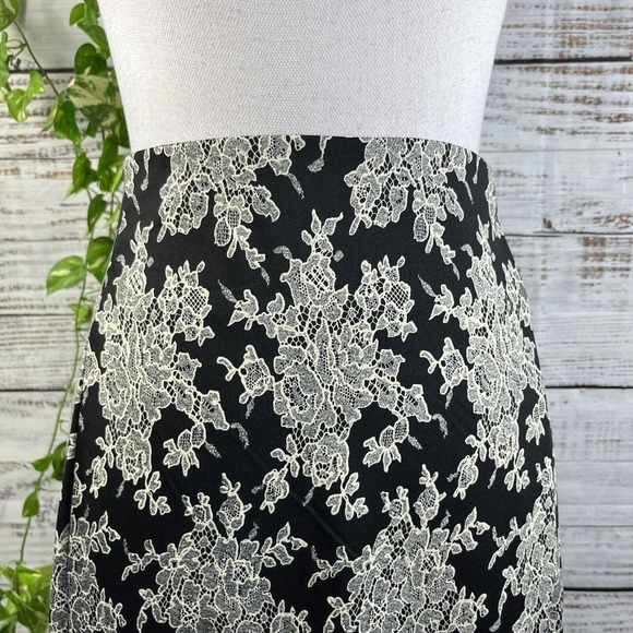 Lucie Lucie Skirt size Large Black Ivory Floral Jersey Slinky Lace Pencil Slim - Picture 6 of 11